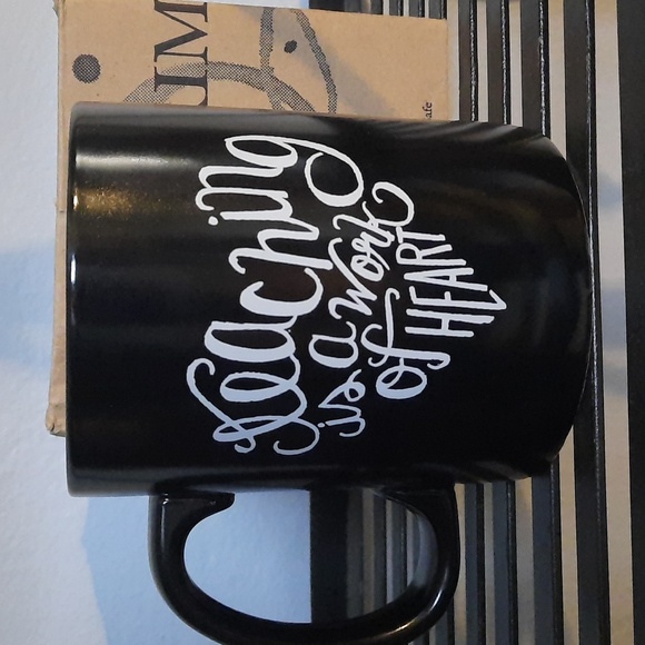 Coffee Mug Cup Tea Cocoa Ceramic 20oz Teaching Is A Work Of Heart Teacher Gift - Picture 2 of 3